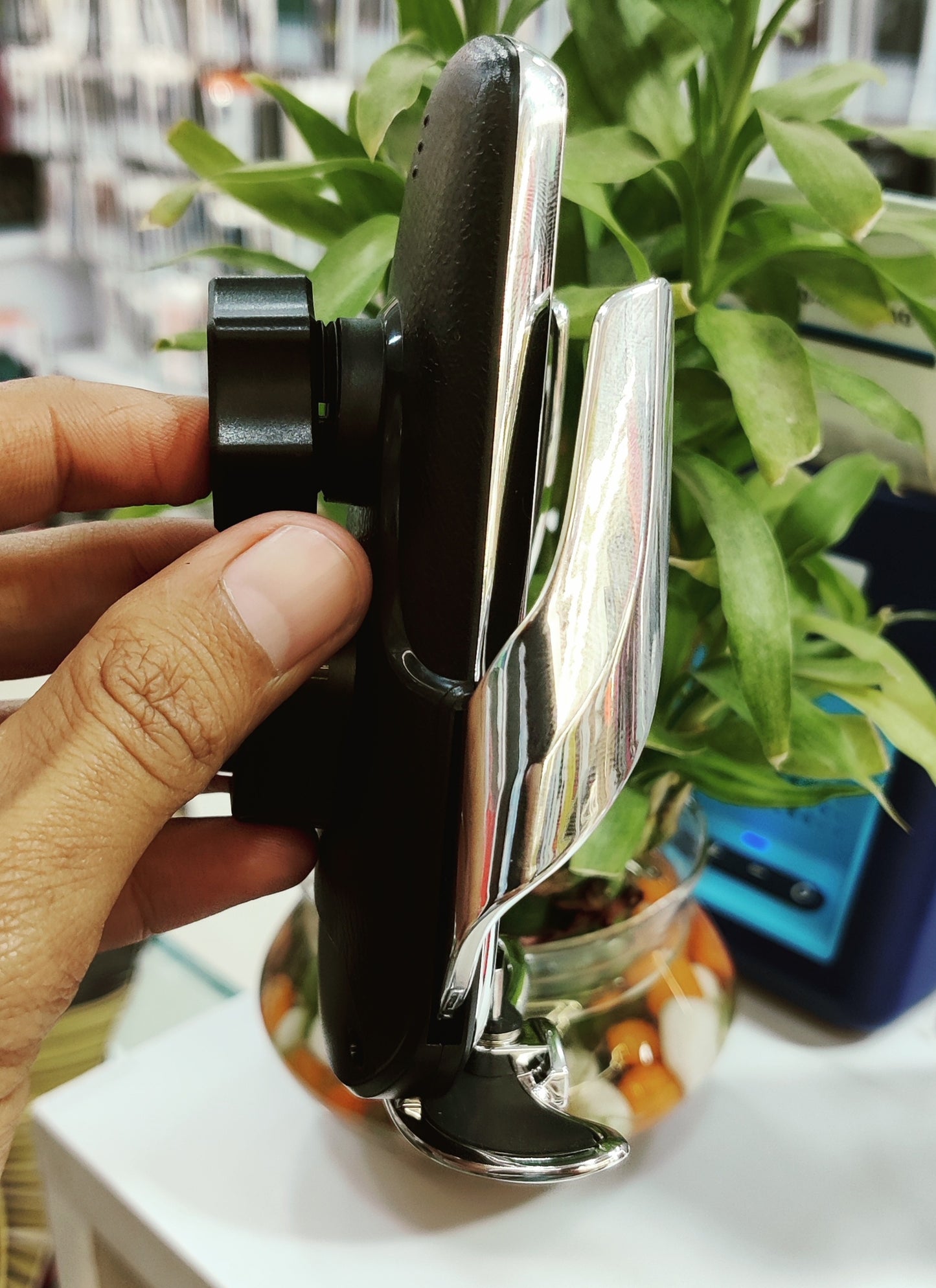 Smart Sensor Car Wireless Charger